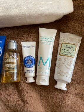 L’OCCITANE travel gift set